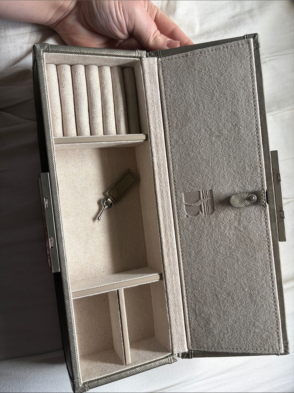 WOLF Palermo Gray and Cream Travel Jewelry Box